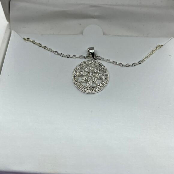 Snowflake Necklace Marked Silver Plated In Box Untested Women's Sparkling Winter - Picture 2 of 14